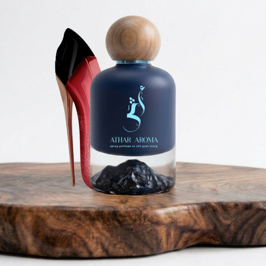 Very Good Girl Glam Carolina Herrera